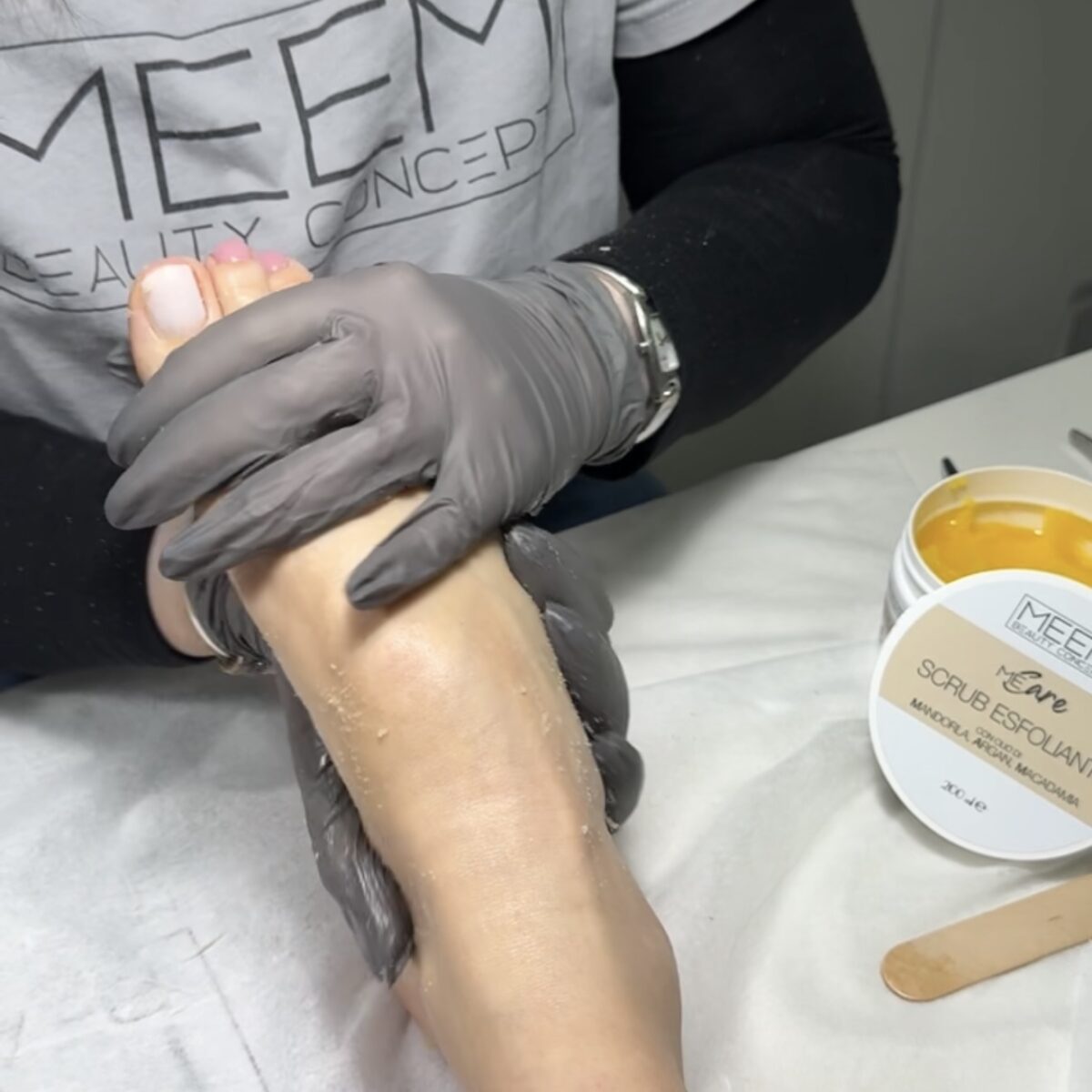 Me Care – bőrradír – galériakép 3